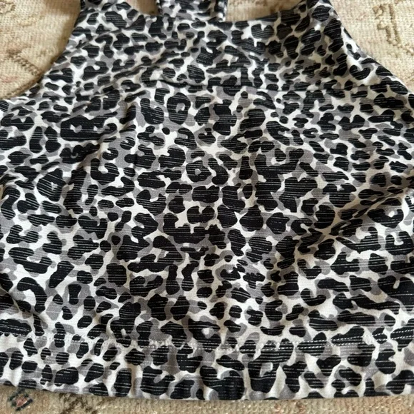 Outdoor Voices Tech Sweat Crop Top Snow Leopard | Small - Picture 4 of 8